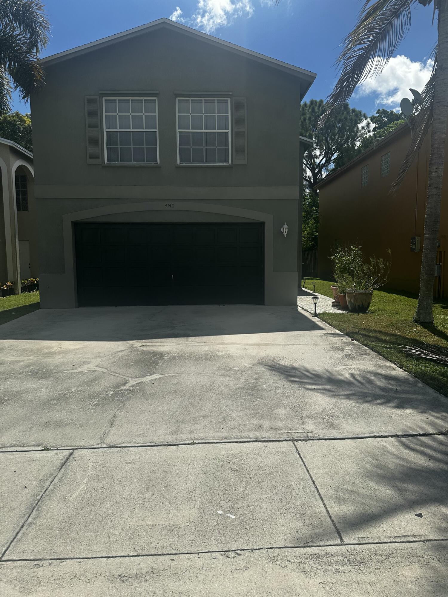 4140 Pine Hollow Circle — photo