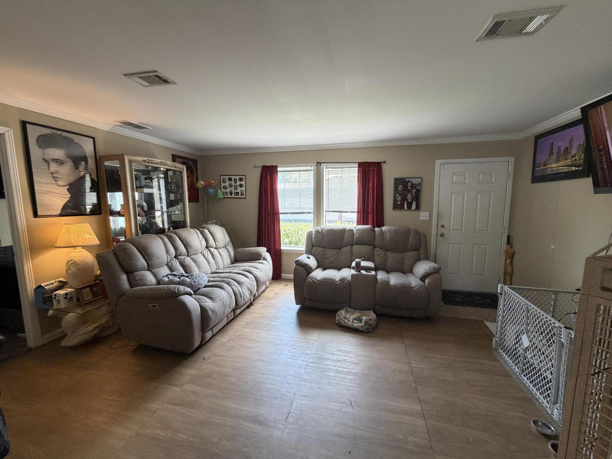 241 Lakeview Drive 241 — photo