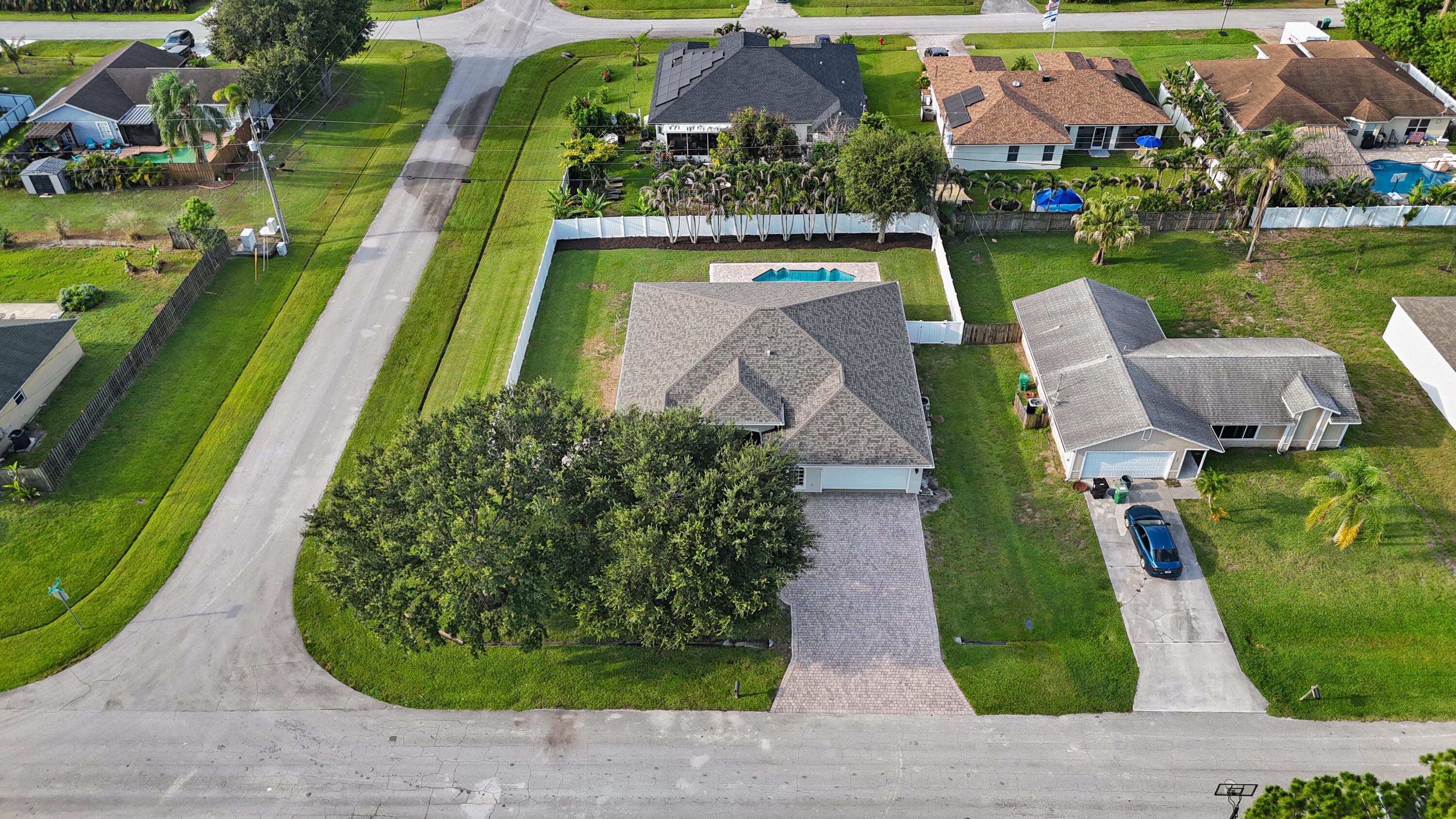 490 SW Ryder Road — photo