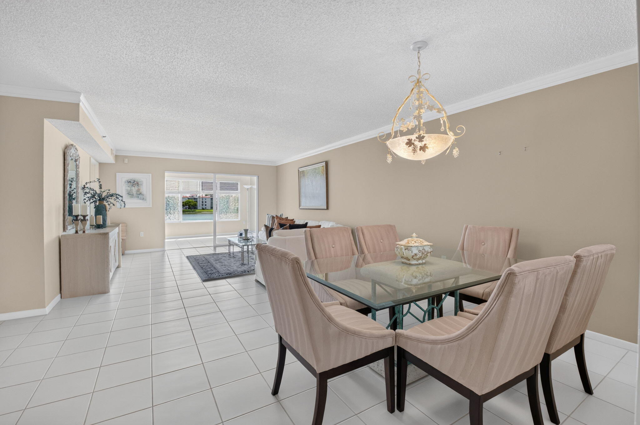 14096 Huntington Pointe Drive 309 — photo
