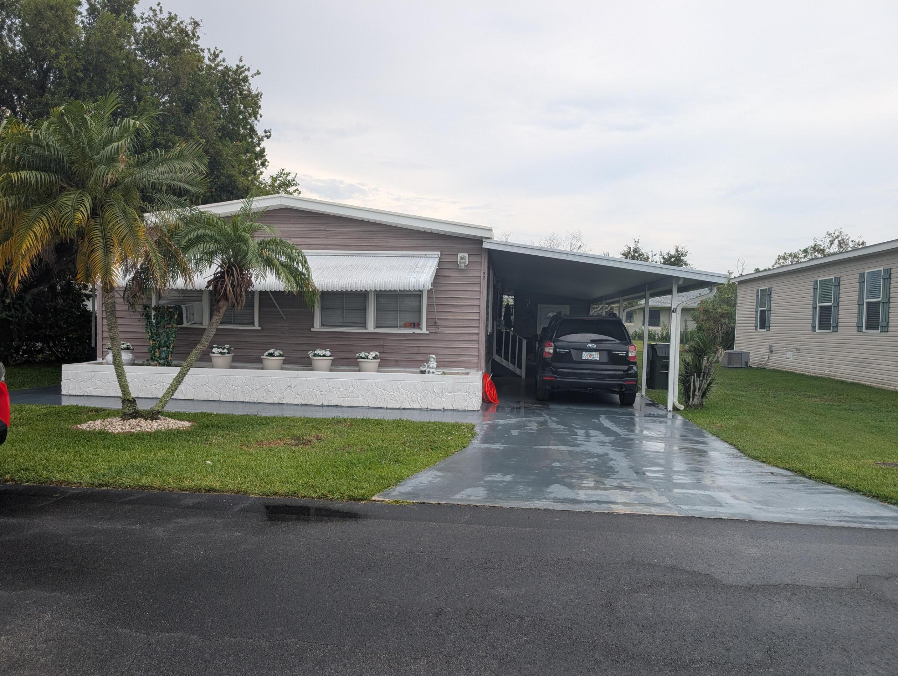 32 Manor Drive — photo