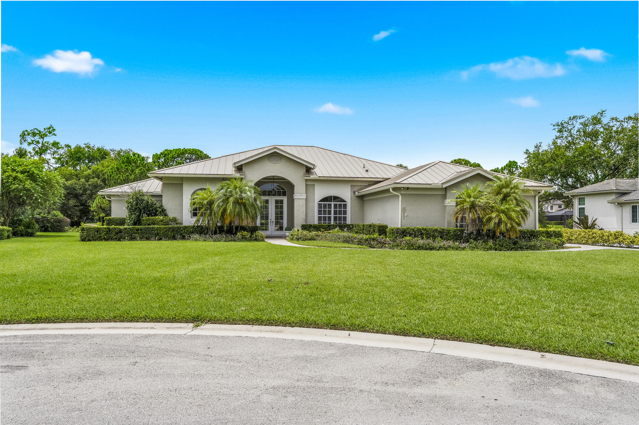 9403 Pinebark Court — photo