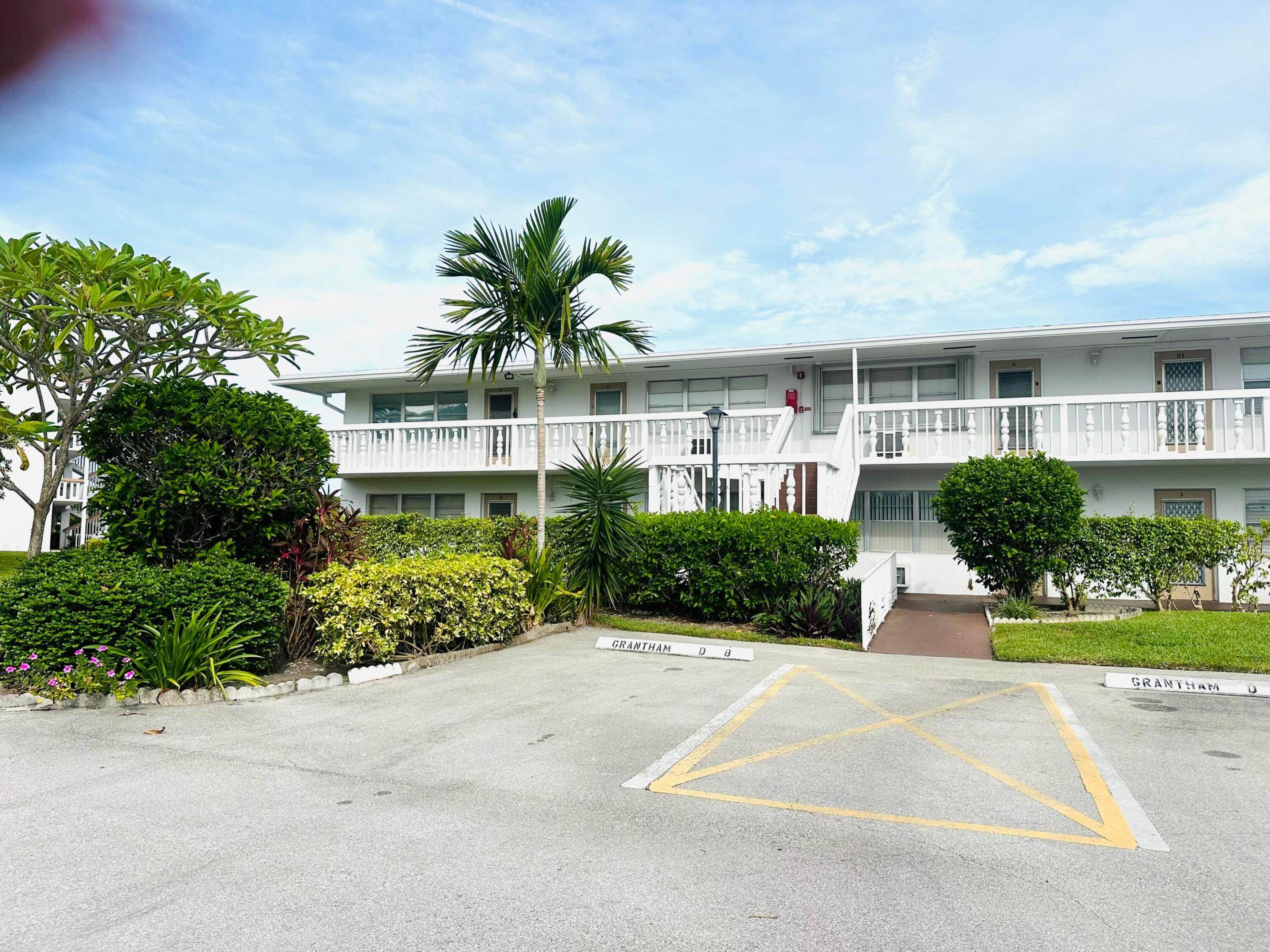 8 Grantham D — photo