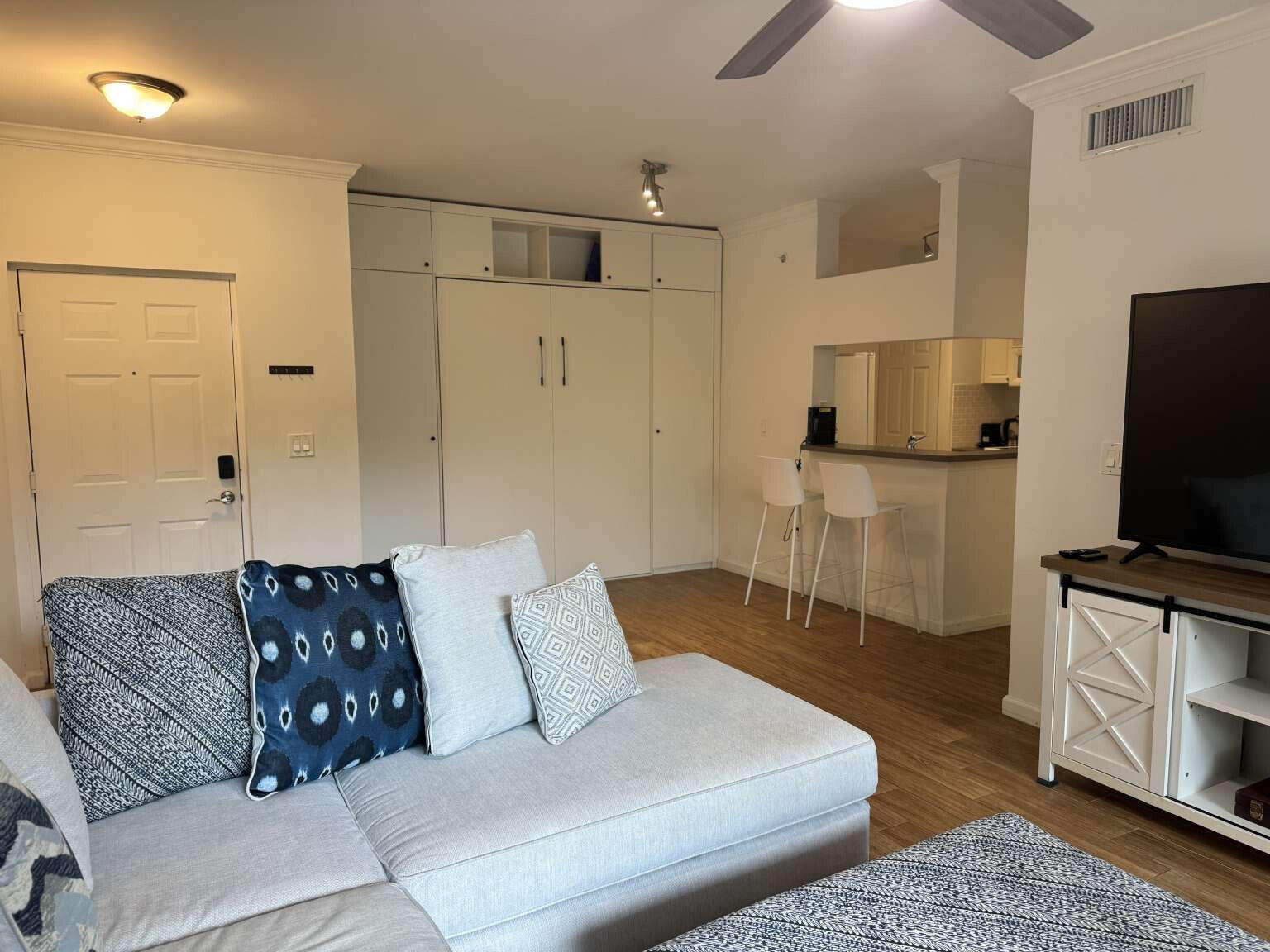 17125 N Bay Road 3102 — photo