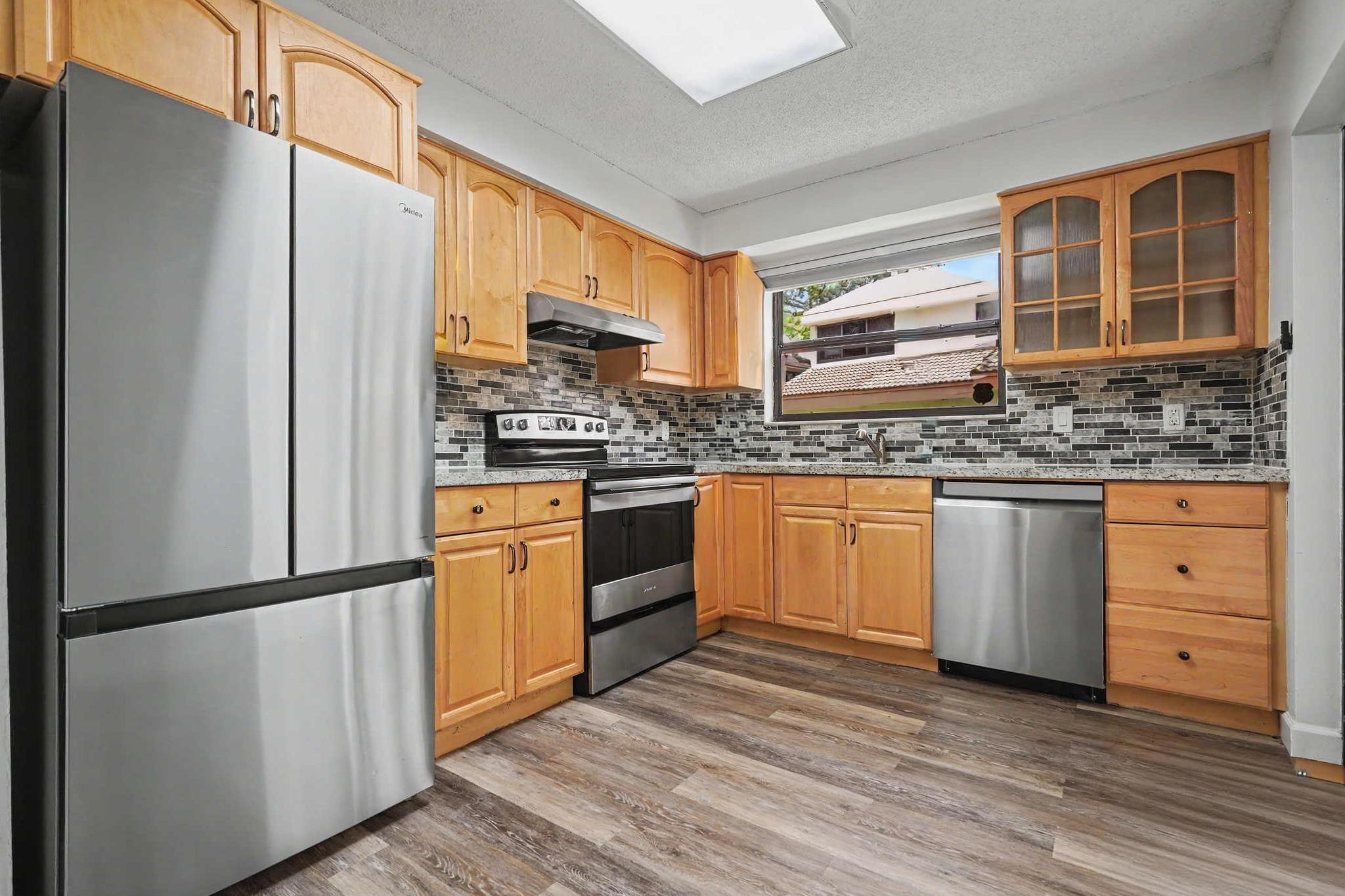 3405 Emerald Oaks Drive 207 — photo