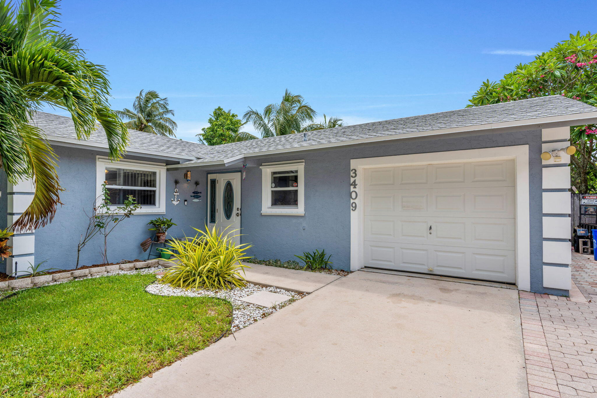 3409 Wry — photo
