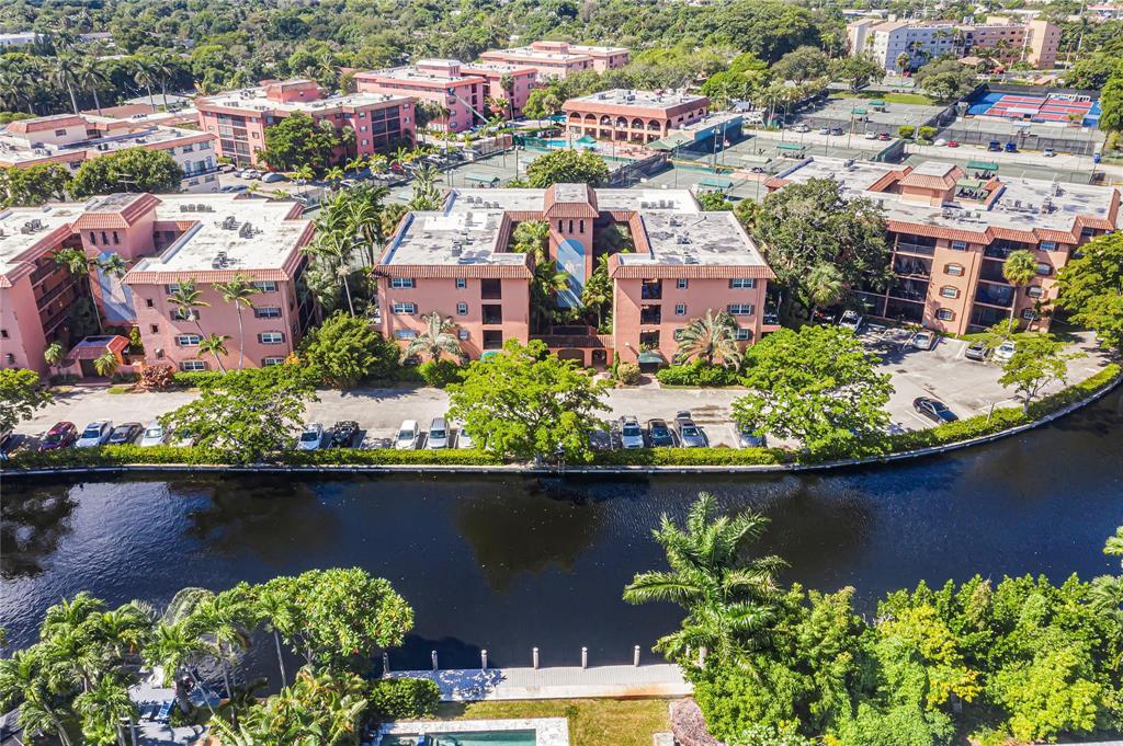 620 Tennis Club Drive 103 — photo