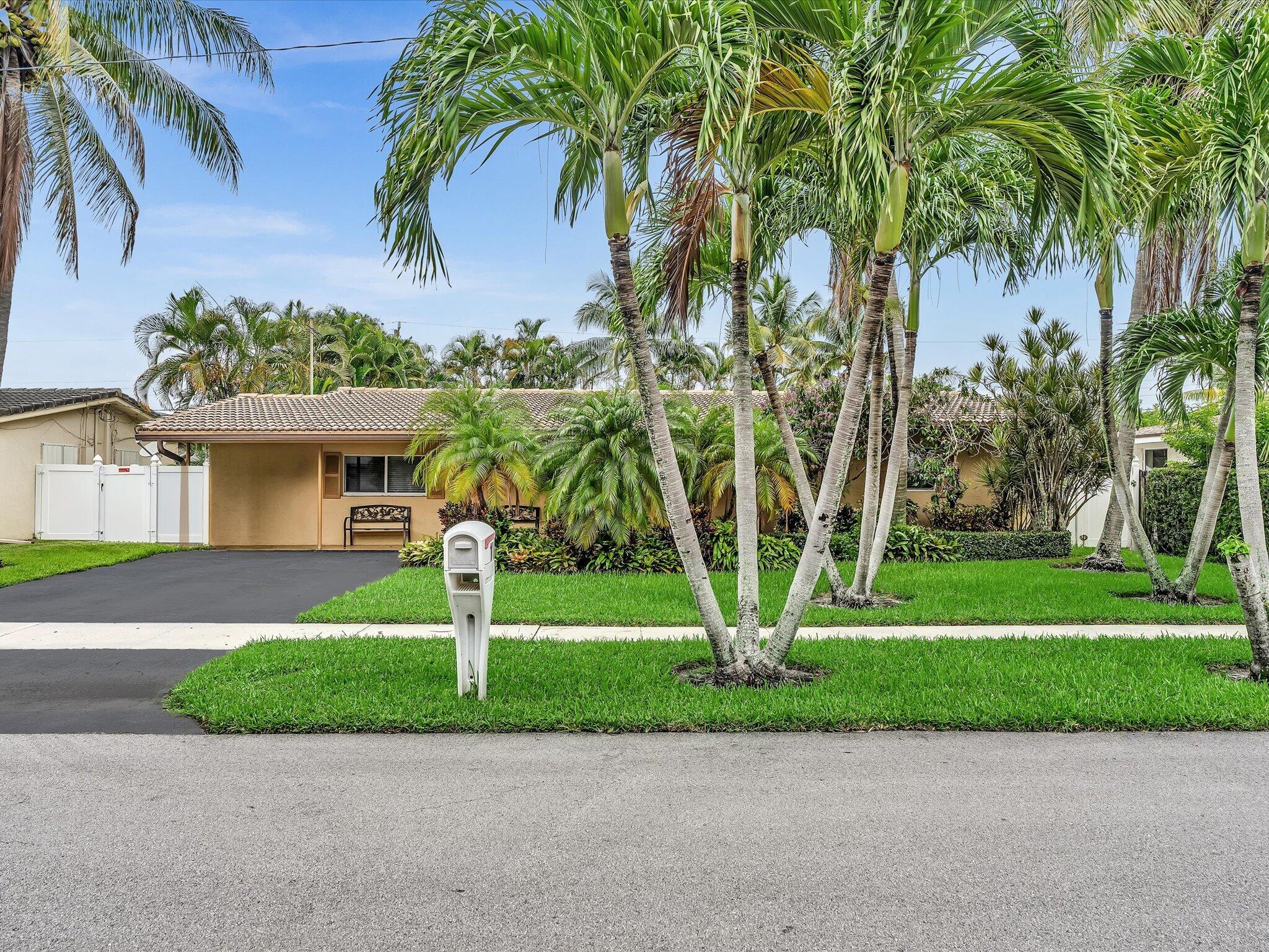 11 Forest Hills Lane, Boca Raton, FL 33431 — photo 3
