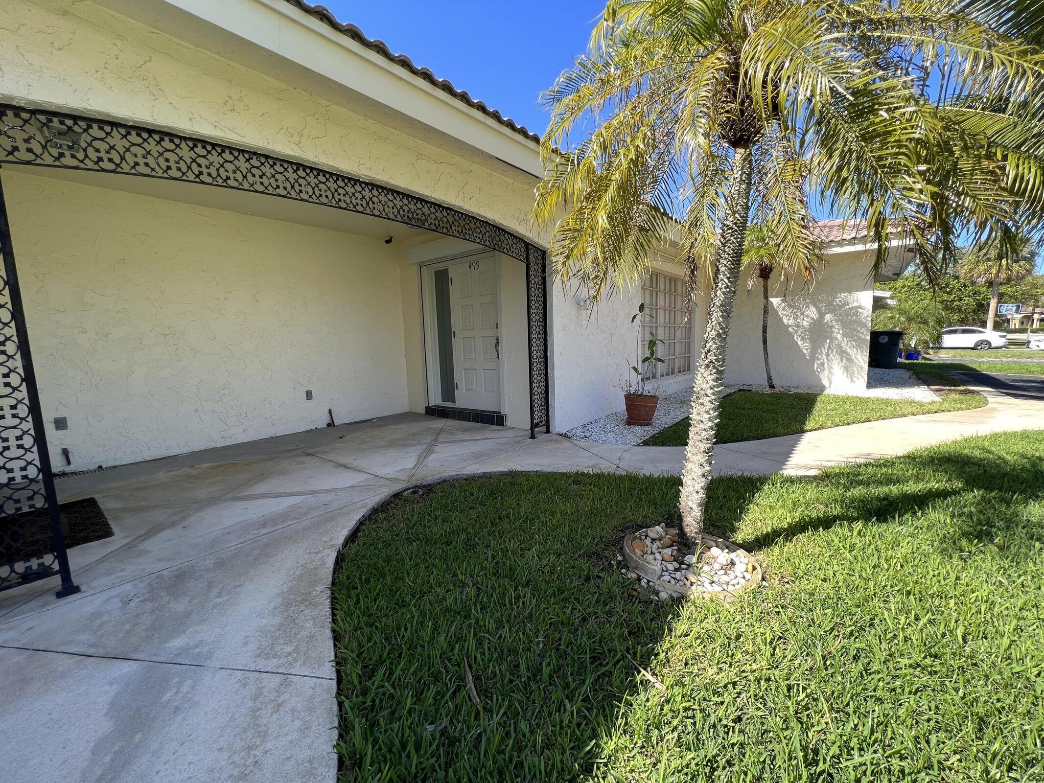 499 W Conference Drive, Boca Raton, FL 33486 — photo 2