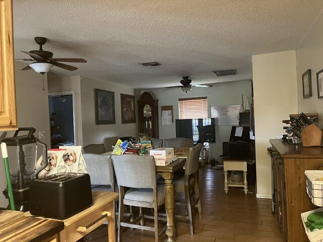 9500 NW 31st Place — photo