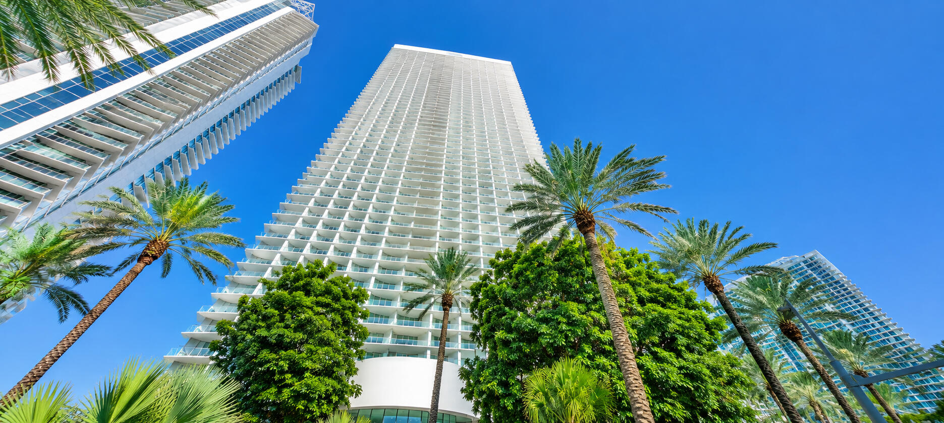 16901 Collins Avenue 3002 — photo