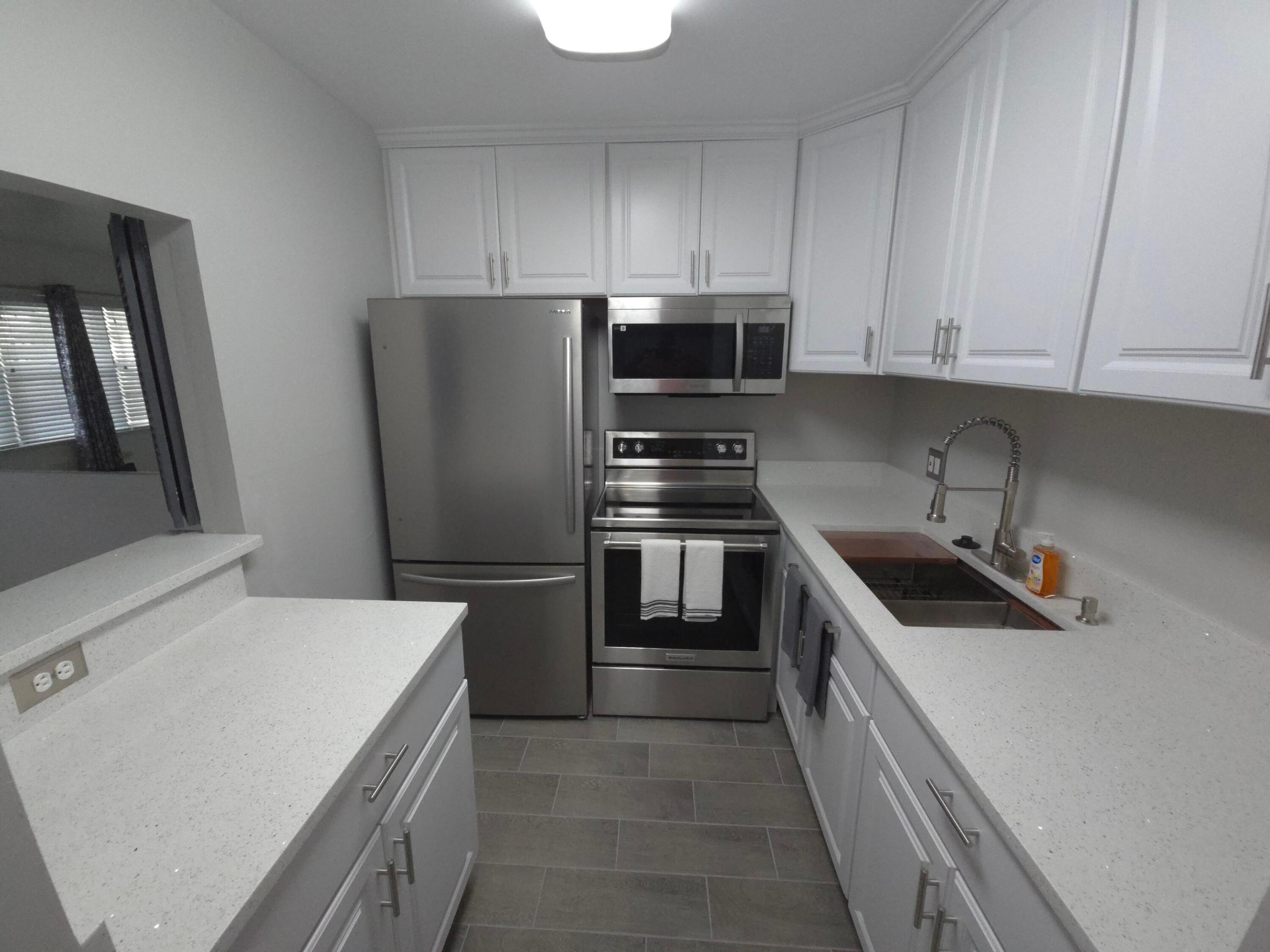 208 Kent M — photo