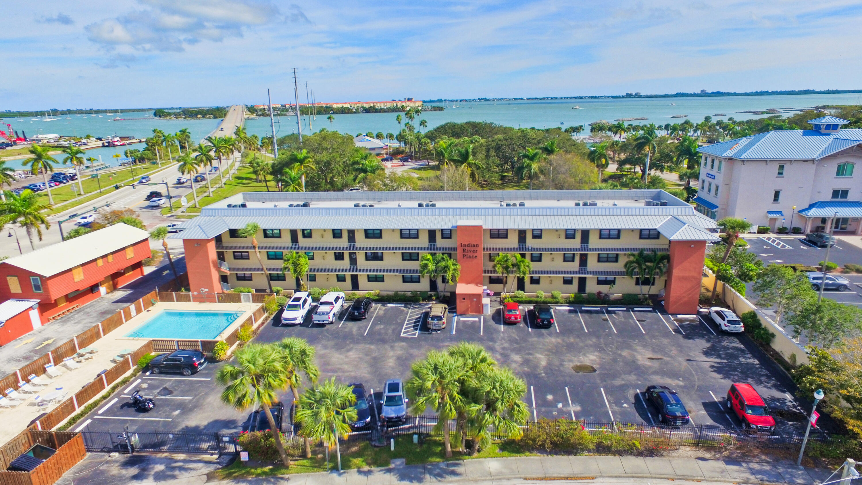 701 N Indian River Drive 105 — photo
