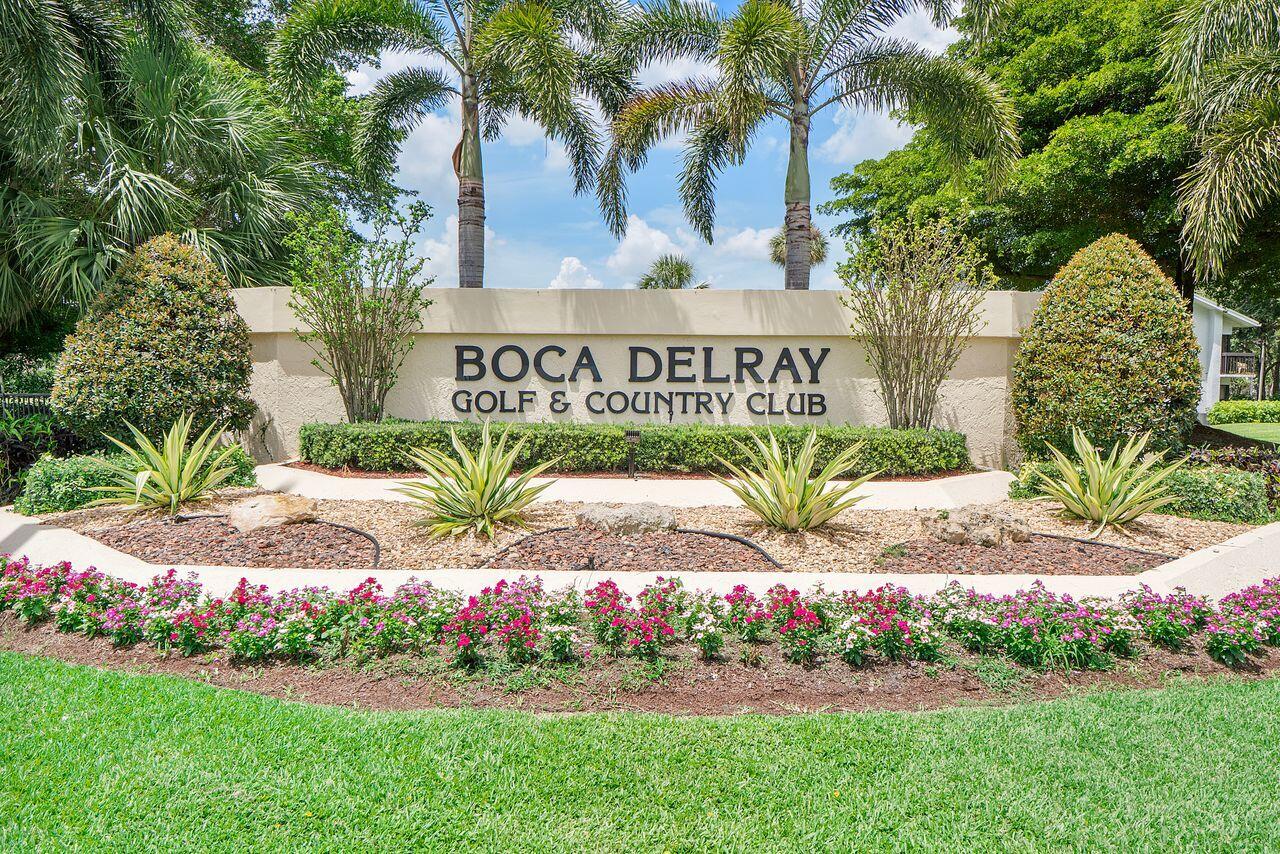 5055 Oak Hill Lane 213 — photo