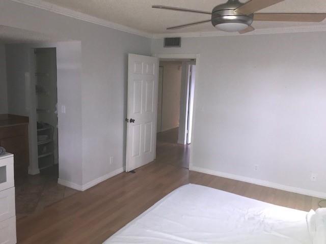 9480 Poinciana Place 310 — photo