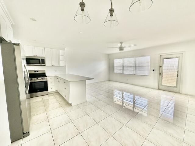 156 Fanshaw D, Boca Raton, FL 33434 — photo 3