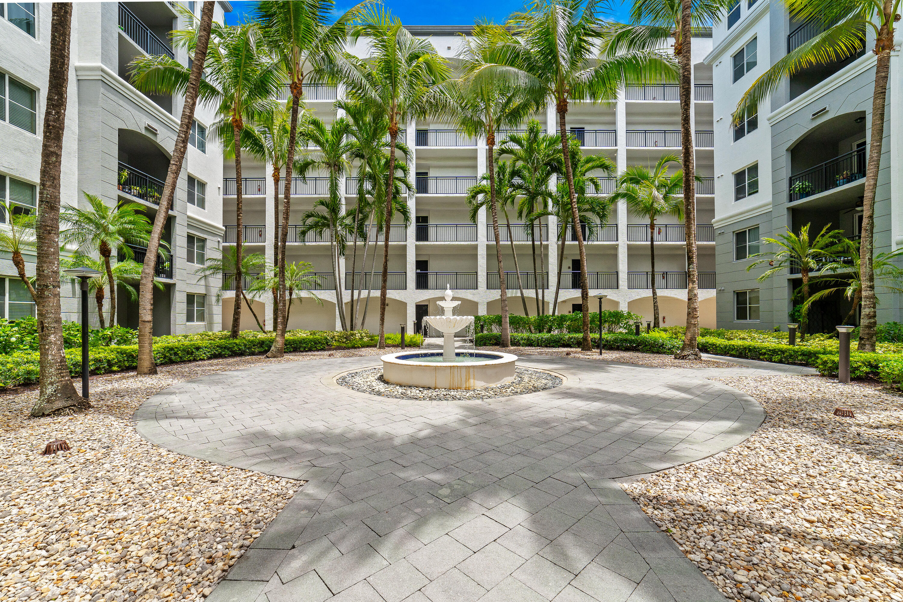 1660 Renaissance Commons Boulevard 2301 — photo