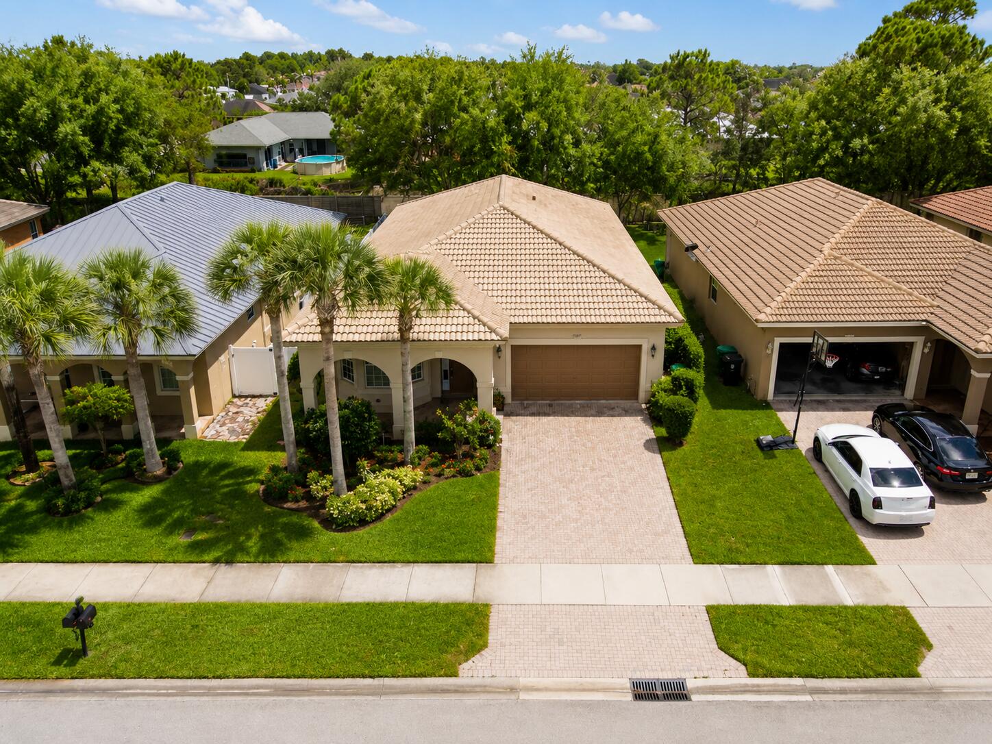 1804 SW Jamesport Drive — photo