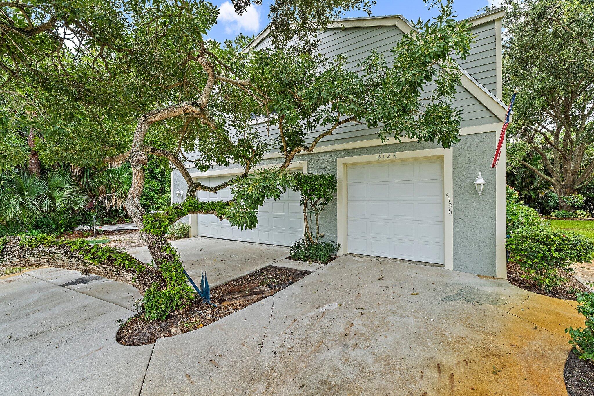 4126 SW Belshaw Street — photo