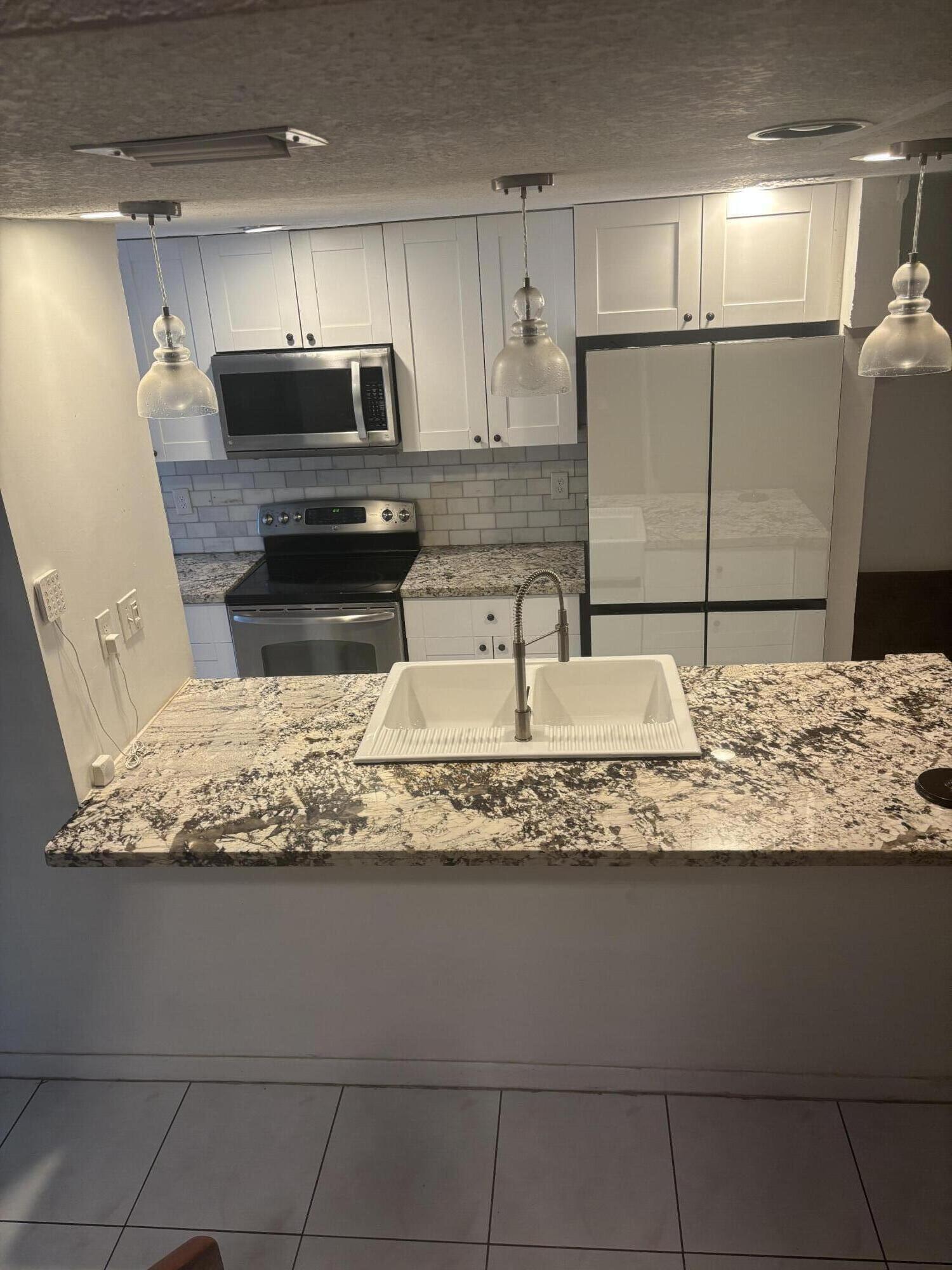 8240 NW 9th Street Unit 3 — photo