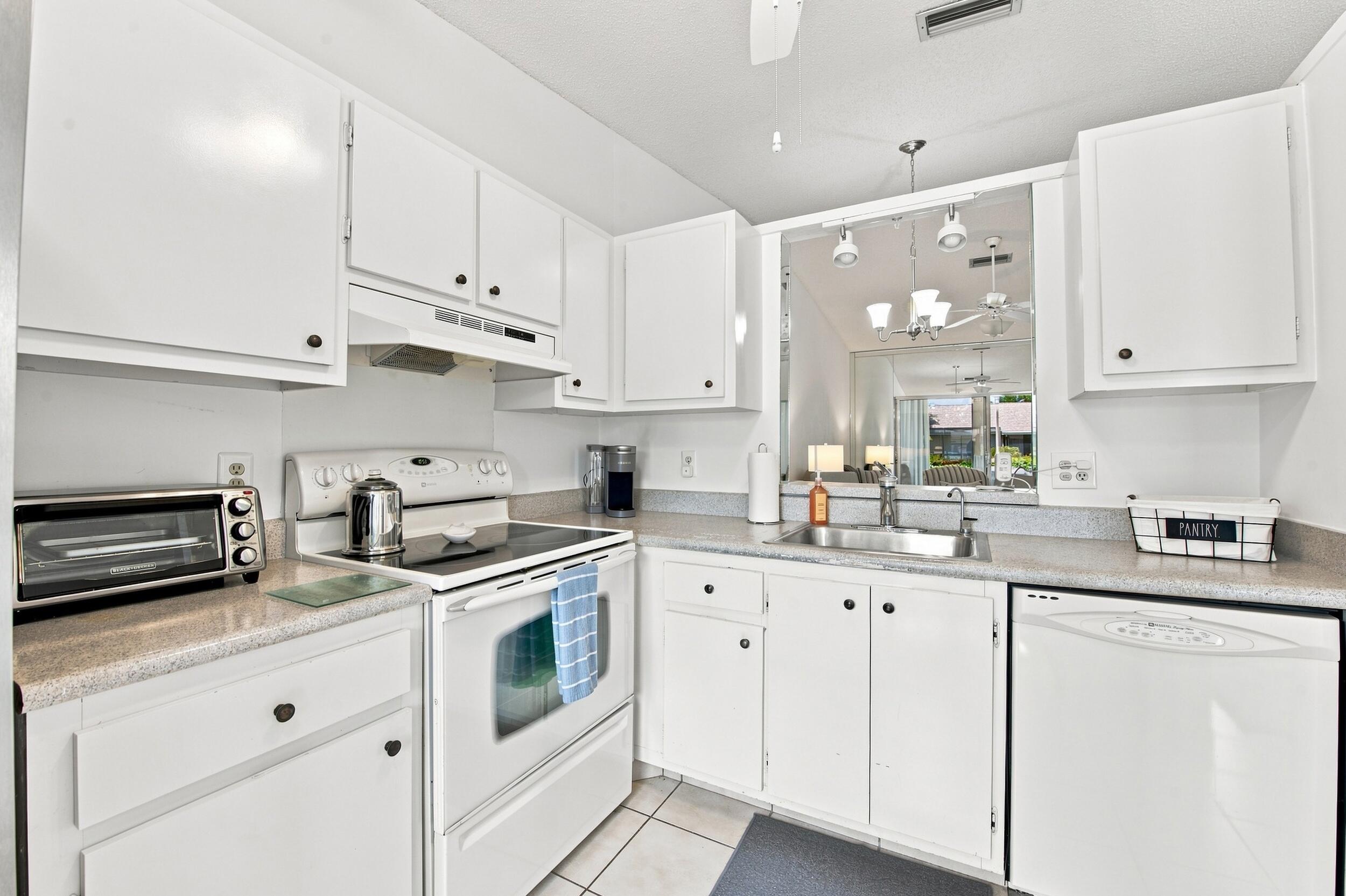 18829 Argosy Drive #B, Boca Raton, FL 33496 — photo 3