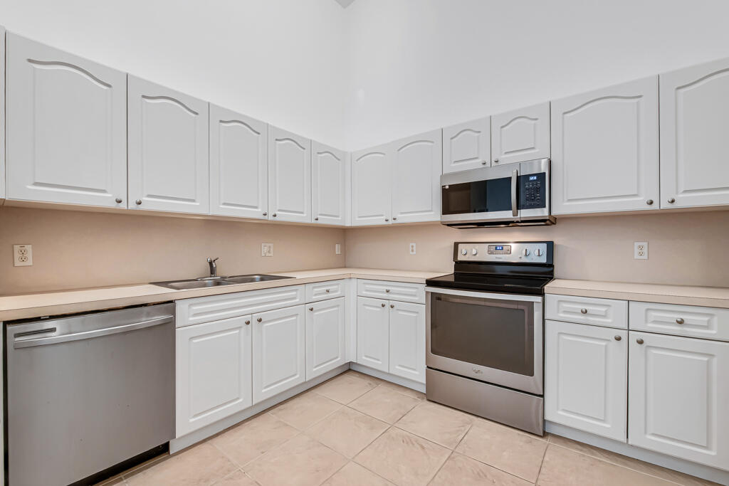 9785 Galleon Drive — photo