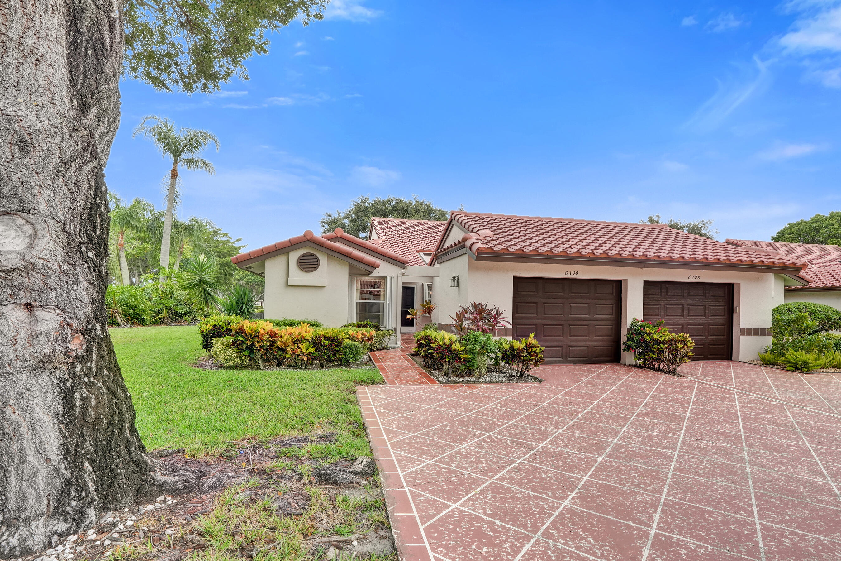 6394 Pointe Pleasant Circle — photo