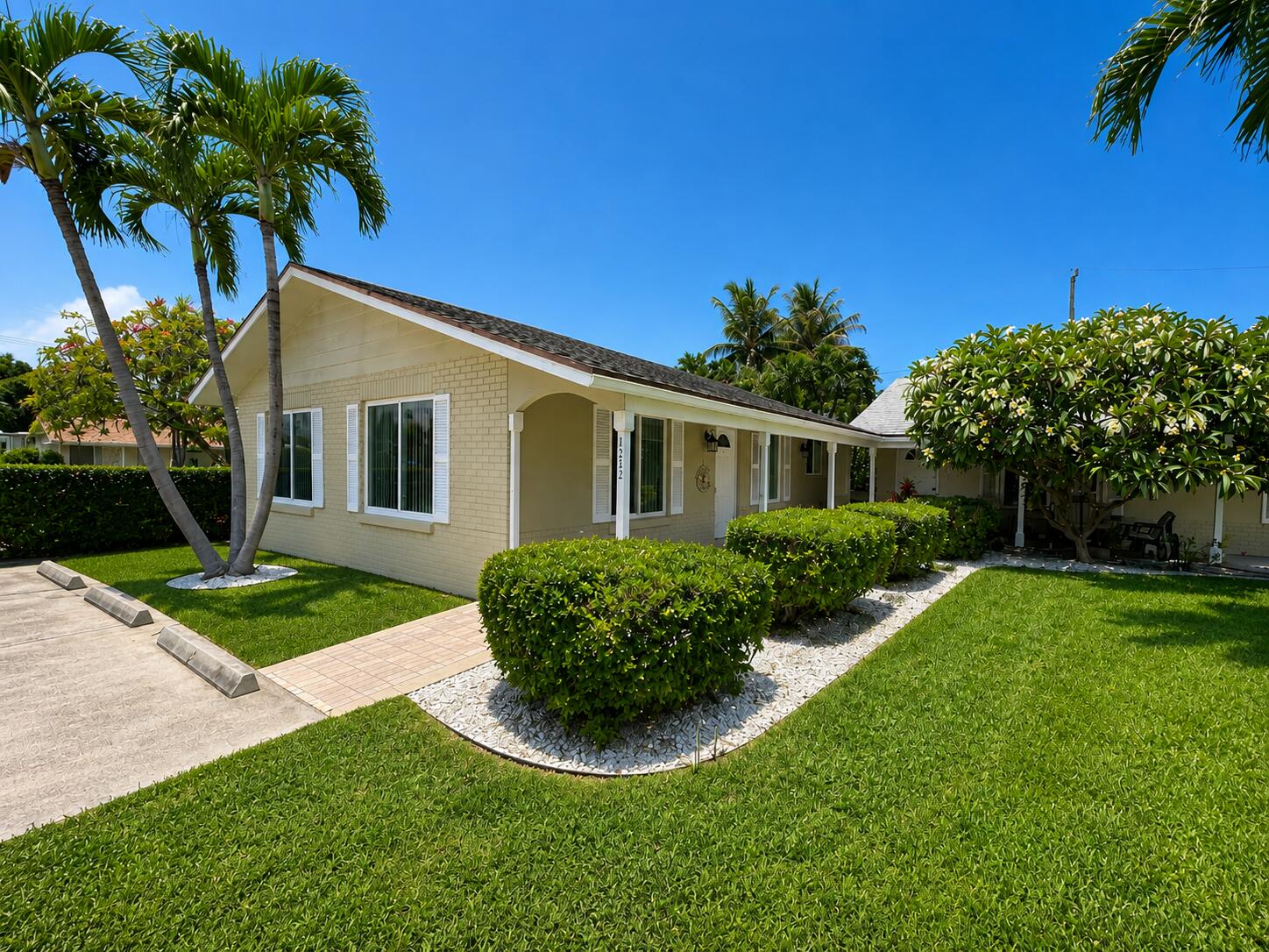 1232 Cabana Road 1 — photo