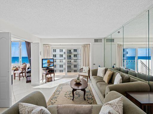 3221 S Ocean Boulevard 405 — photo