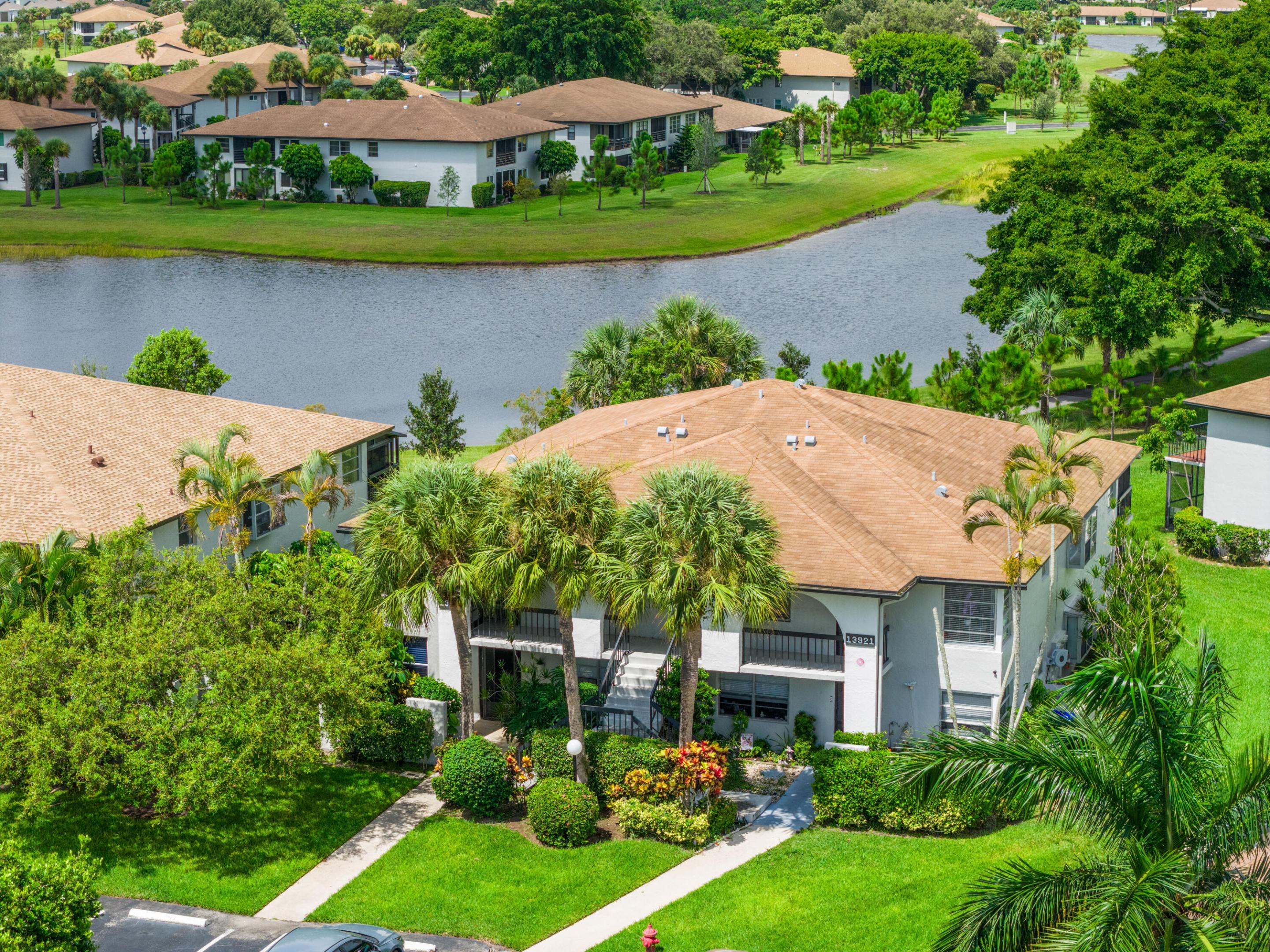 13921 Royal Palm Court B — photo