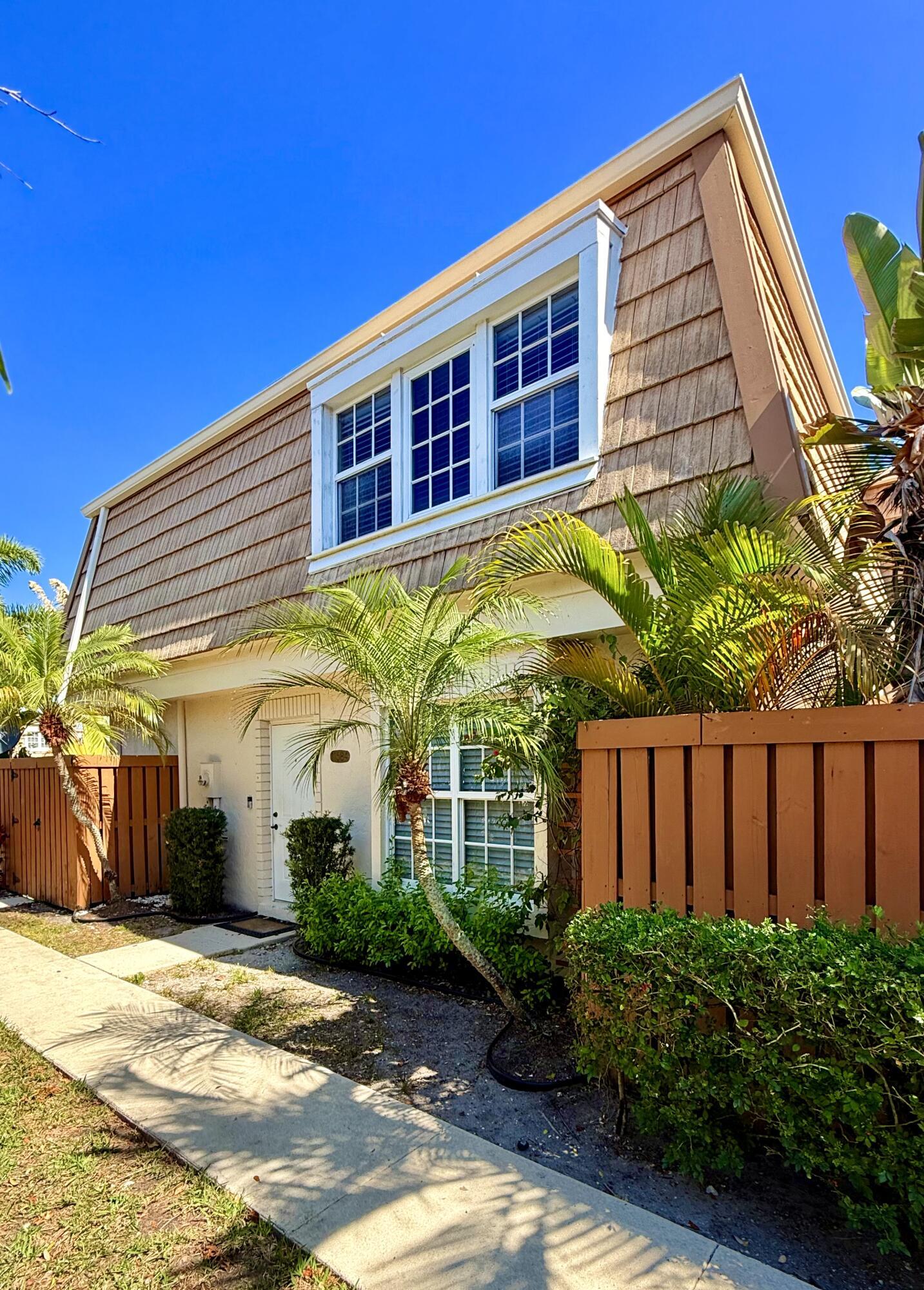 11584 Winchester Drive — photo
