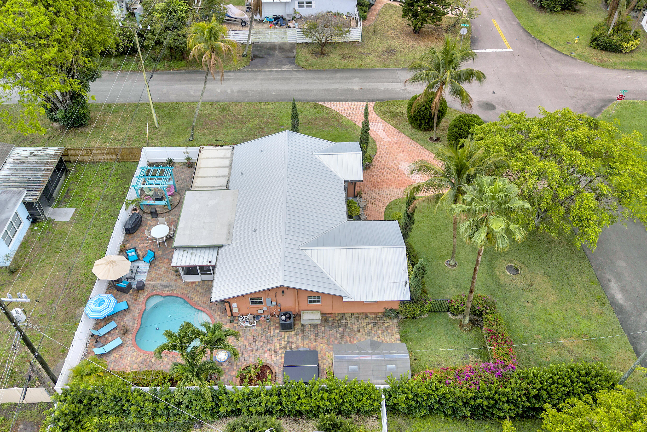 661 Eagle Circle, Delray Beach, FL 33444 — photo 2