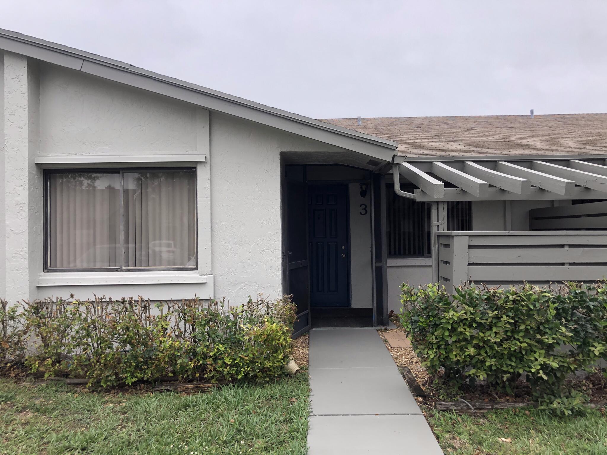445 Lakeview Drive 3 — photo