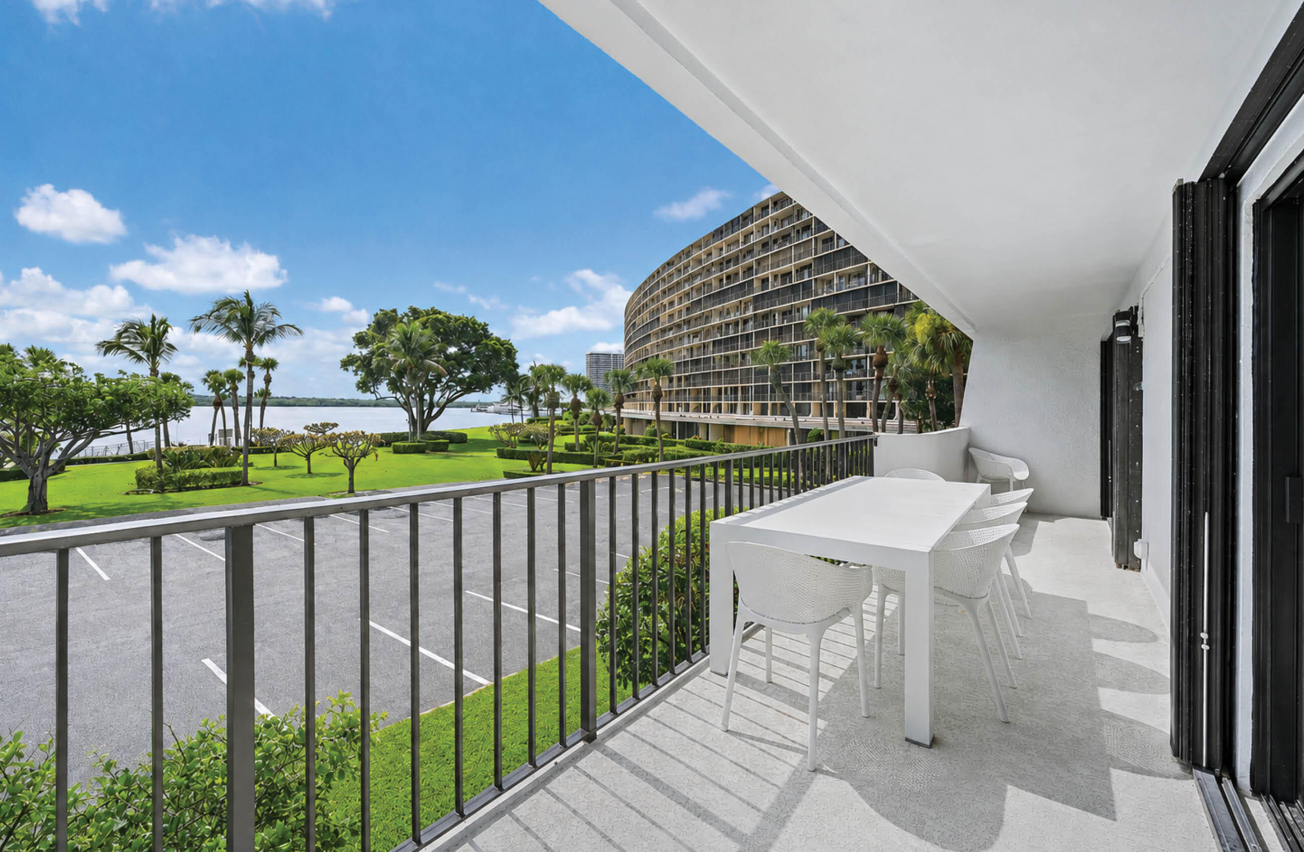 1208 Marine Way G13 — photo