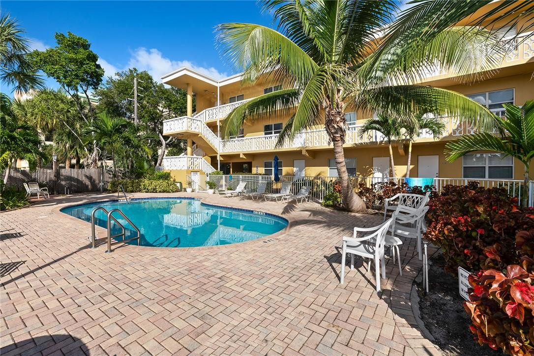 815 Middle River Drive 205 — photo