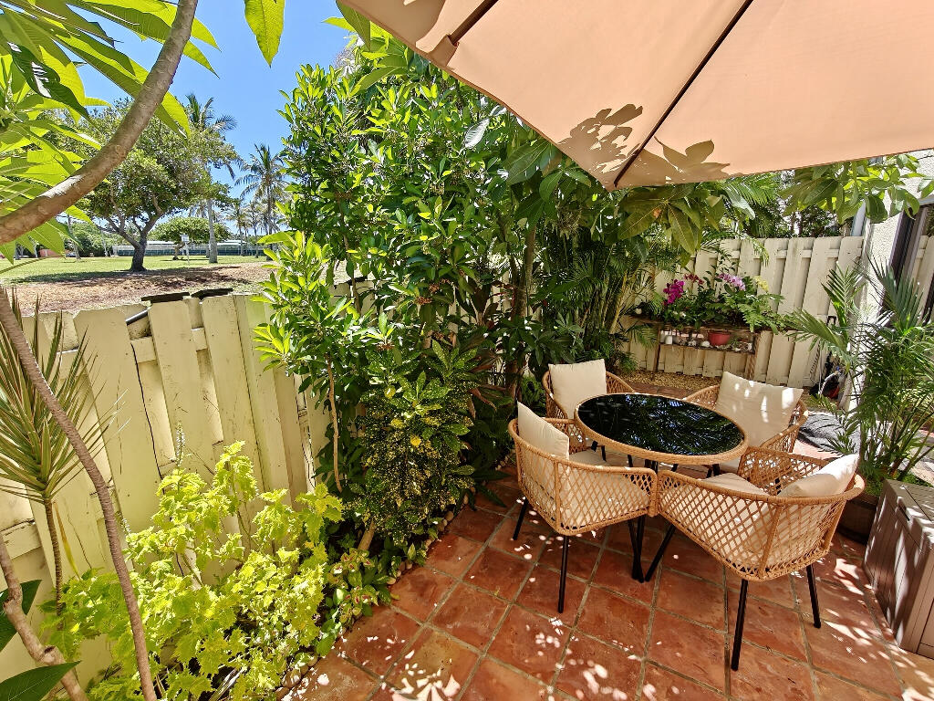 210 Bella Vista Court N 10 — photo
