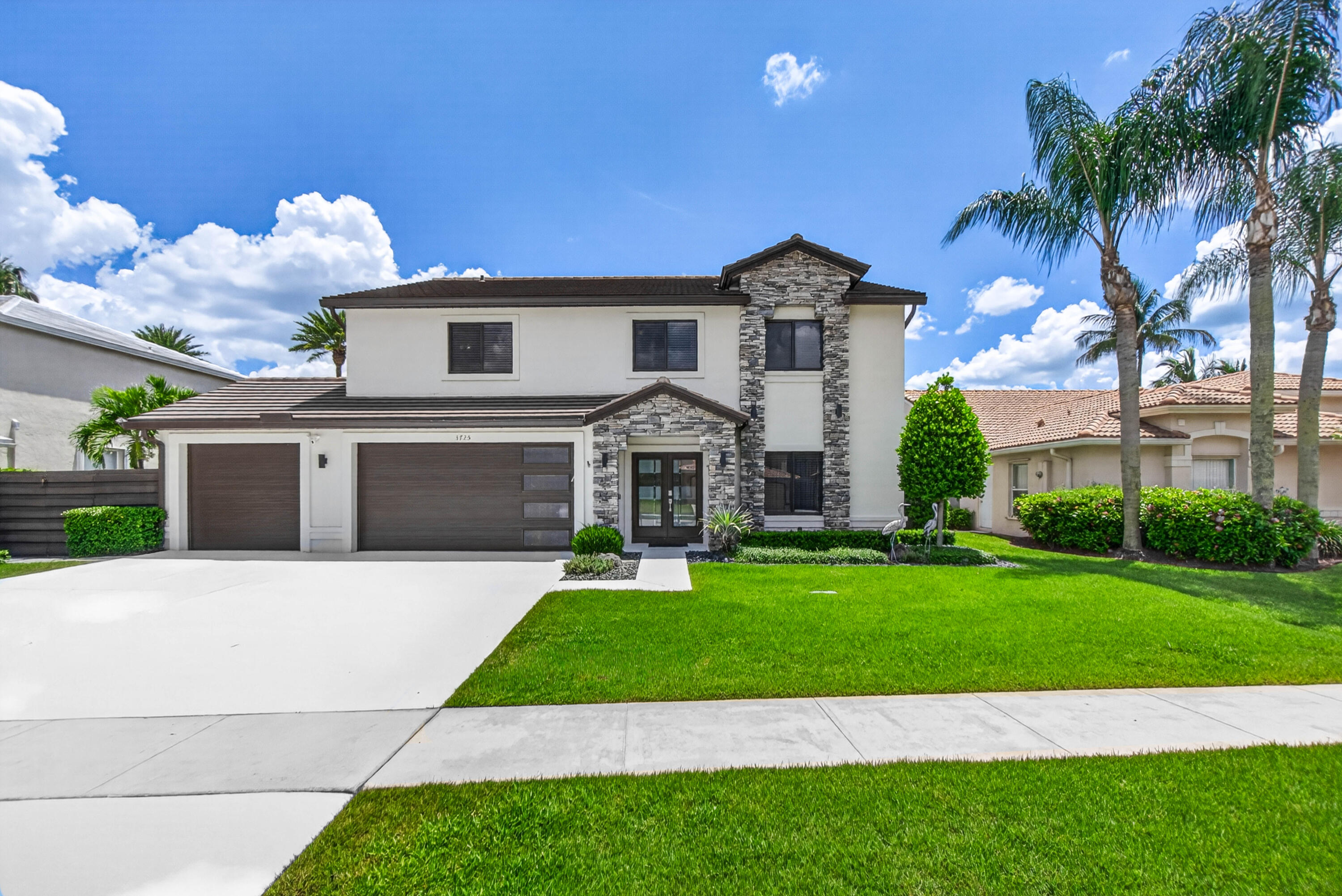 3725 Cypress Lake Drive — photo