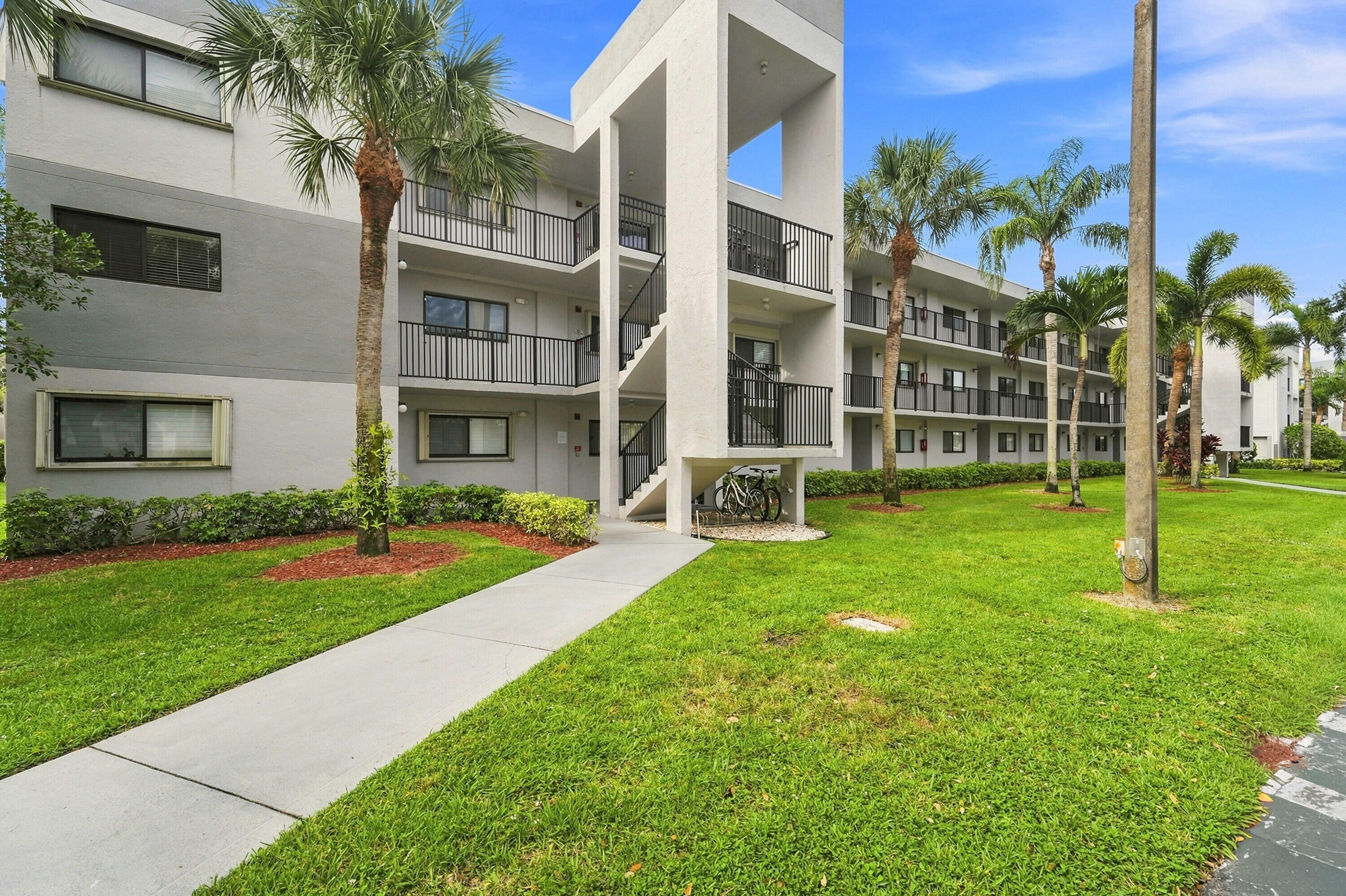15355 Lakes of Delray Boulevard 314 — photo
