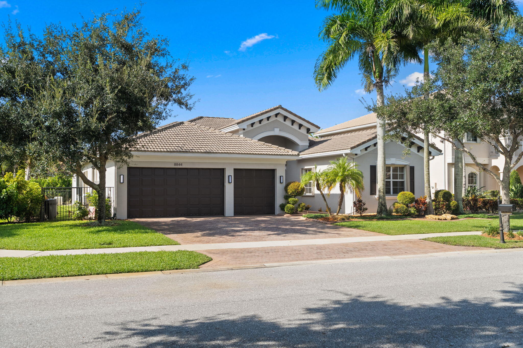 8844 Starhaven Cove — photo