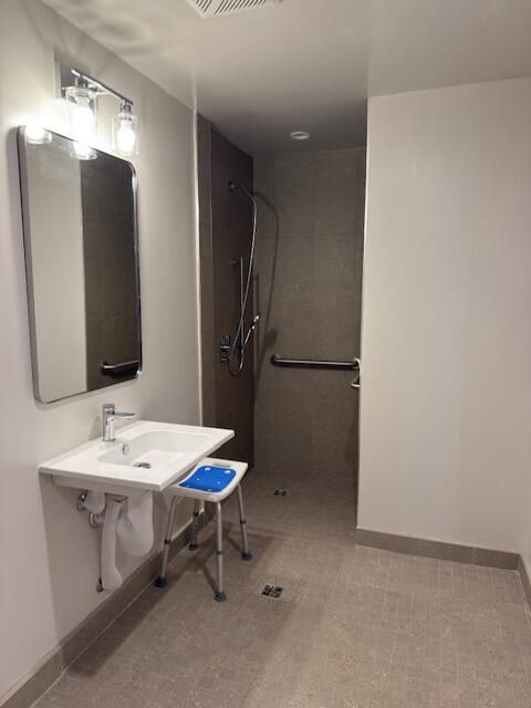 11 NE 6th Street 2215 — photo
