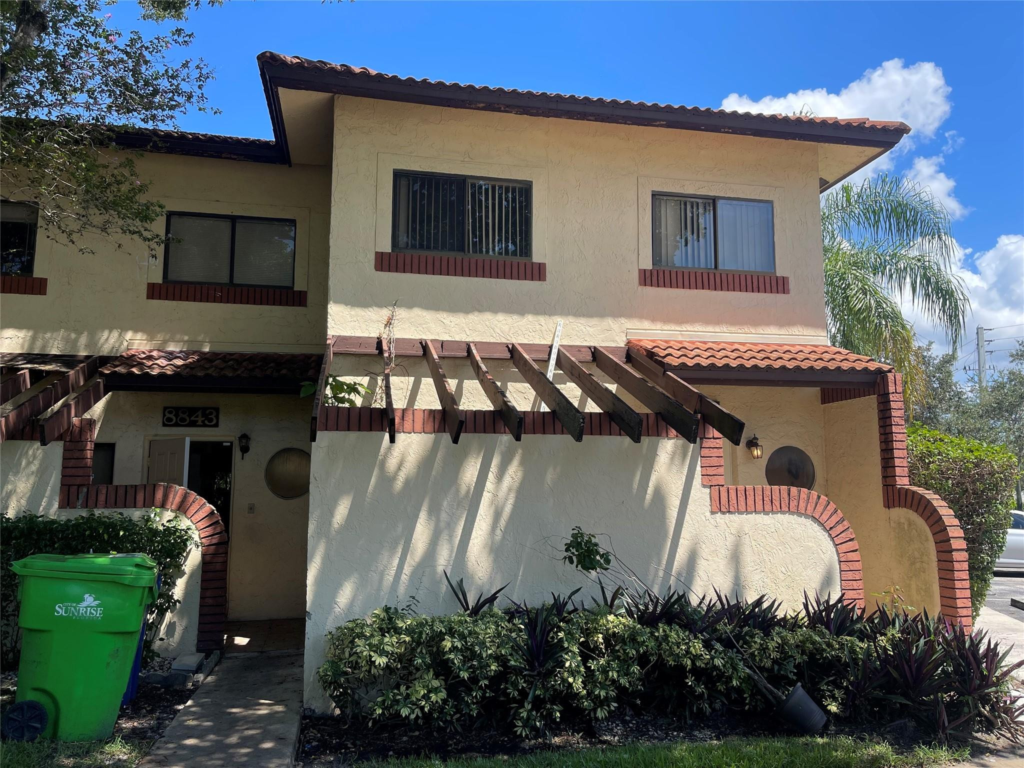 8843 Springtree Lakes Drive — photo