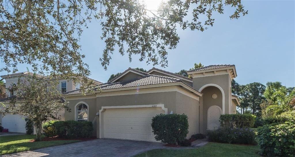 6243 Arlington Way — photo