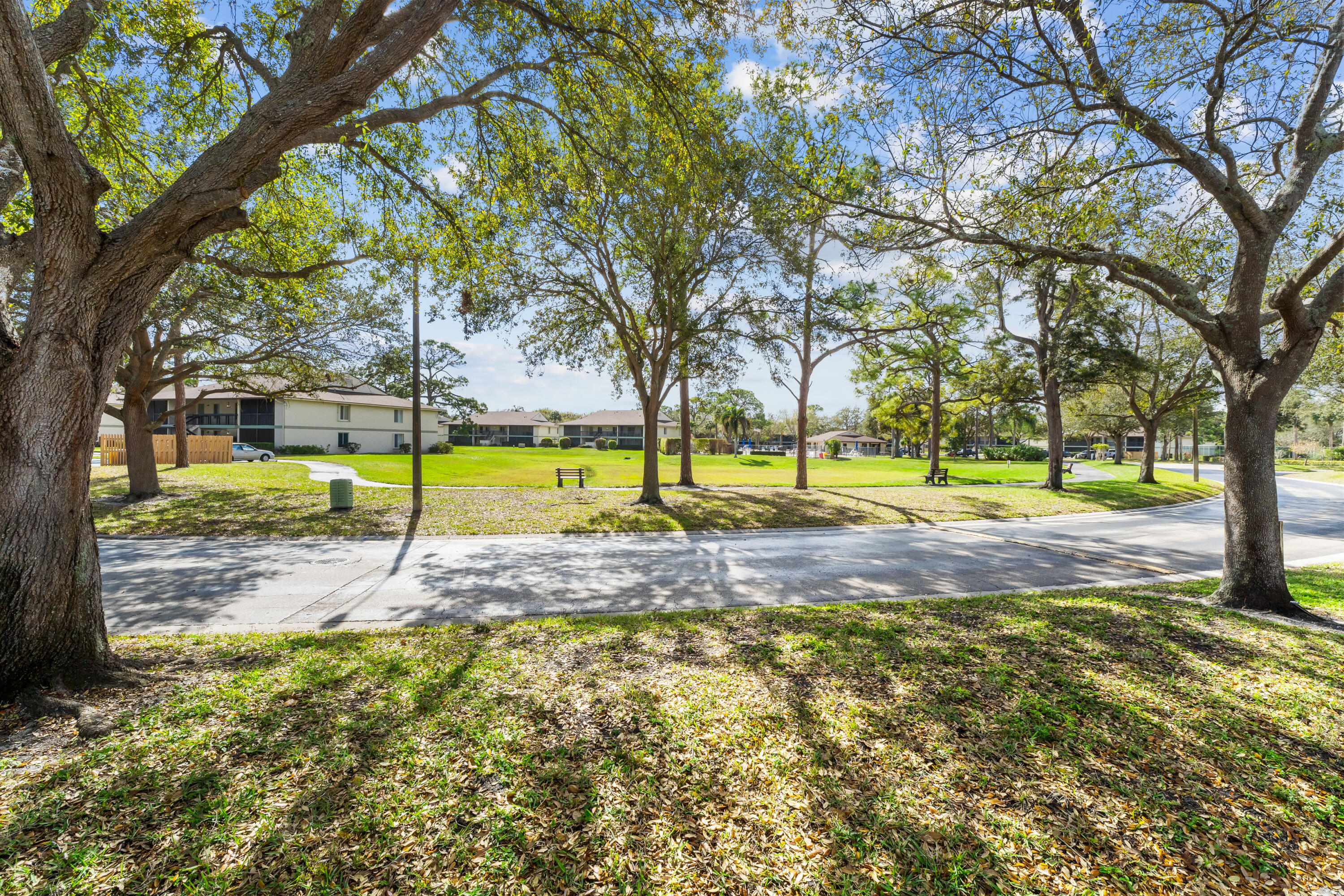 6495 E CHASEWOOD Drive E E, Jupiter, FL 33458 — photo 2