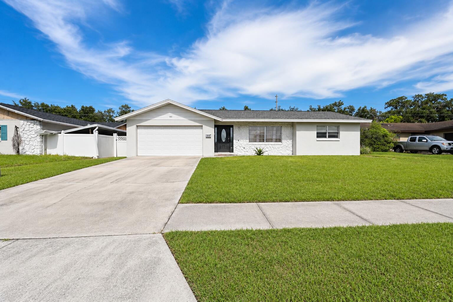 833 Park Manor Drive — photo
