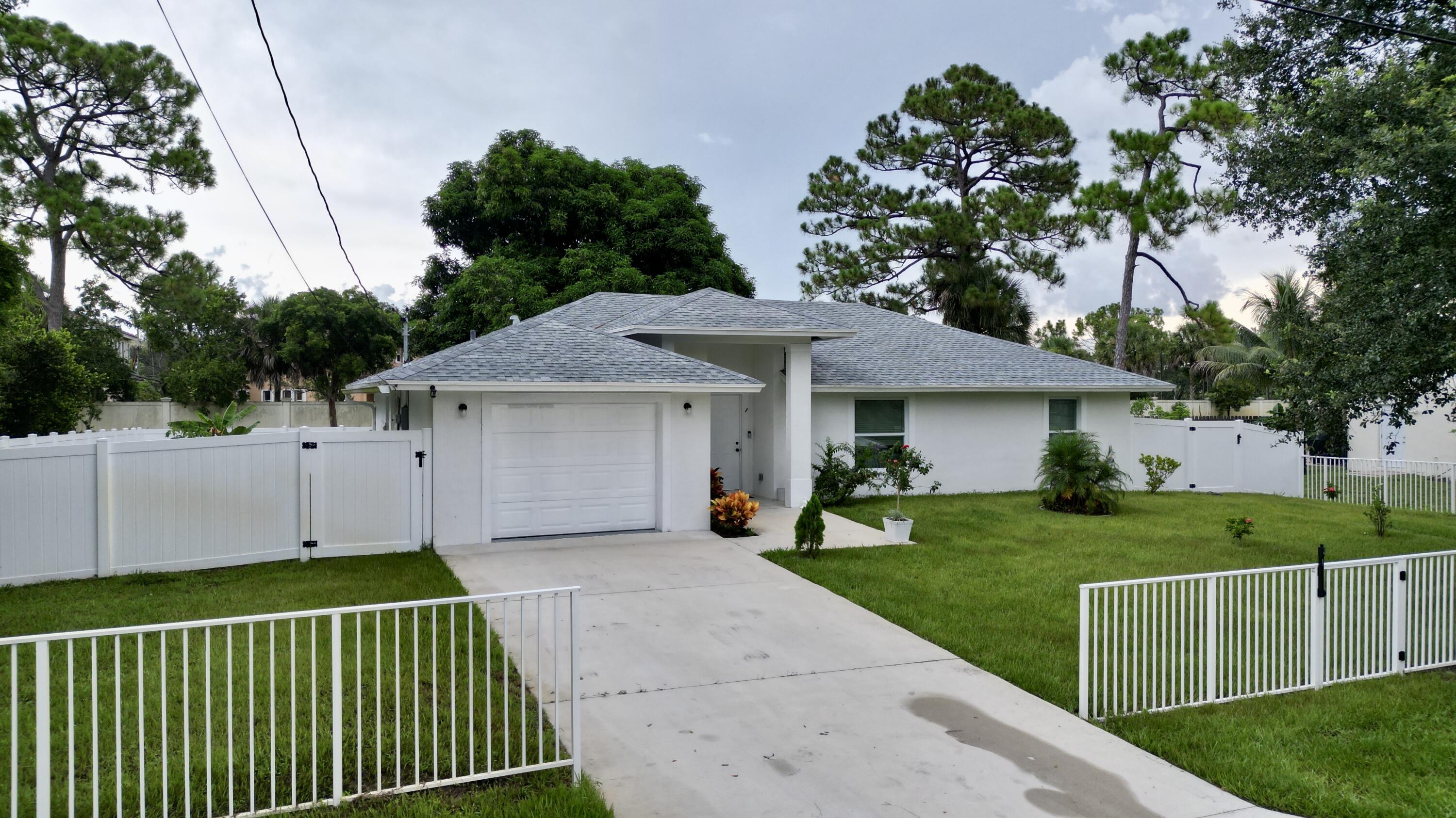 6539 Alexander Road — photo