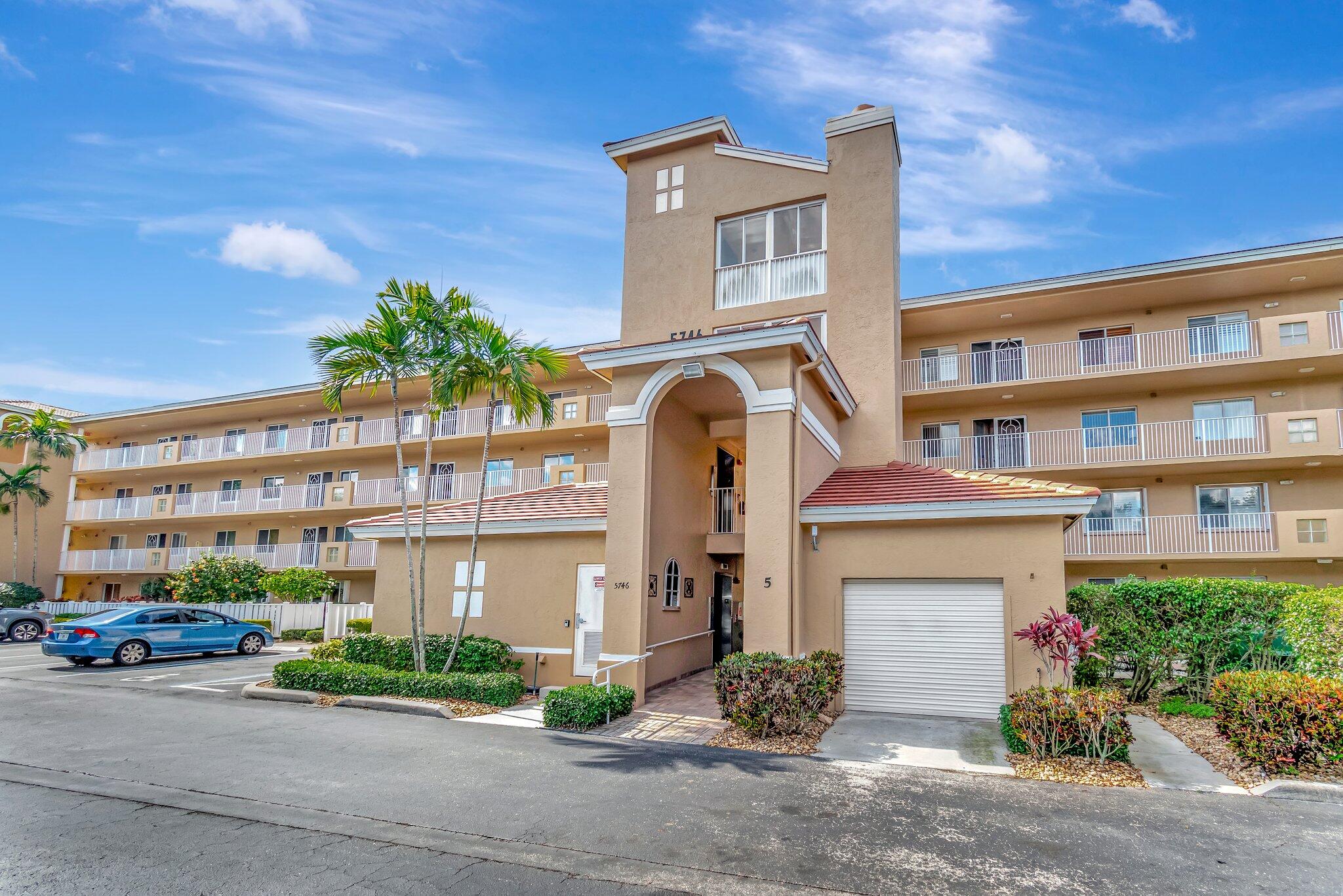5746 Crystal Shores Drive 103 — photo
