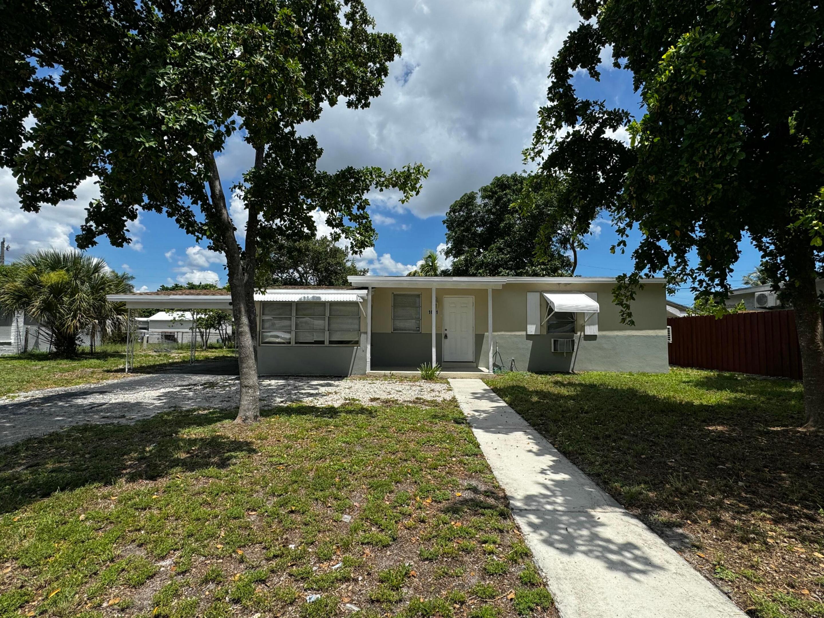 1681 NE 51st Court — photo