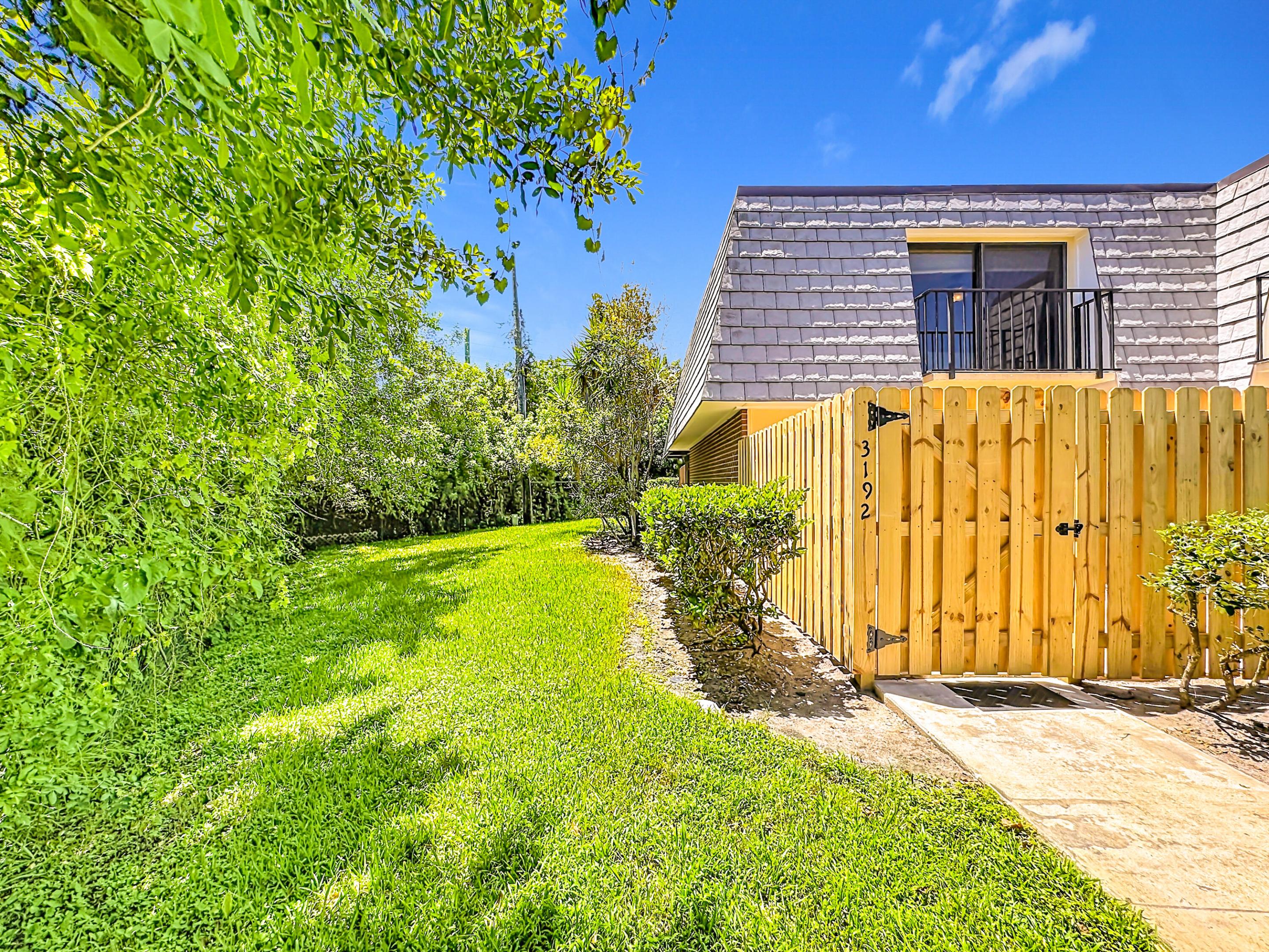 3192 SE Brook Street — photo