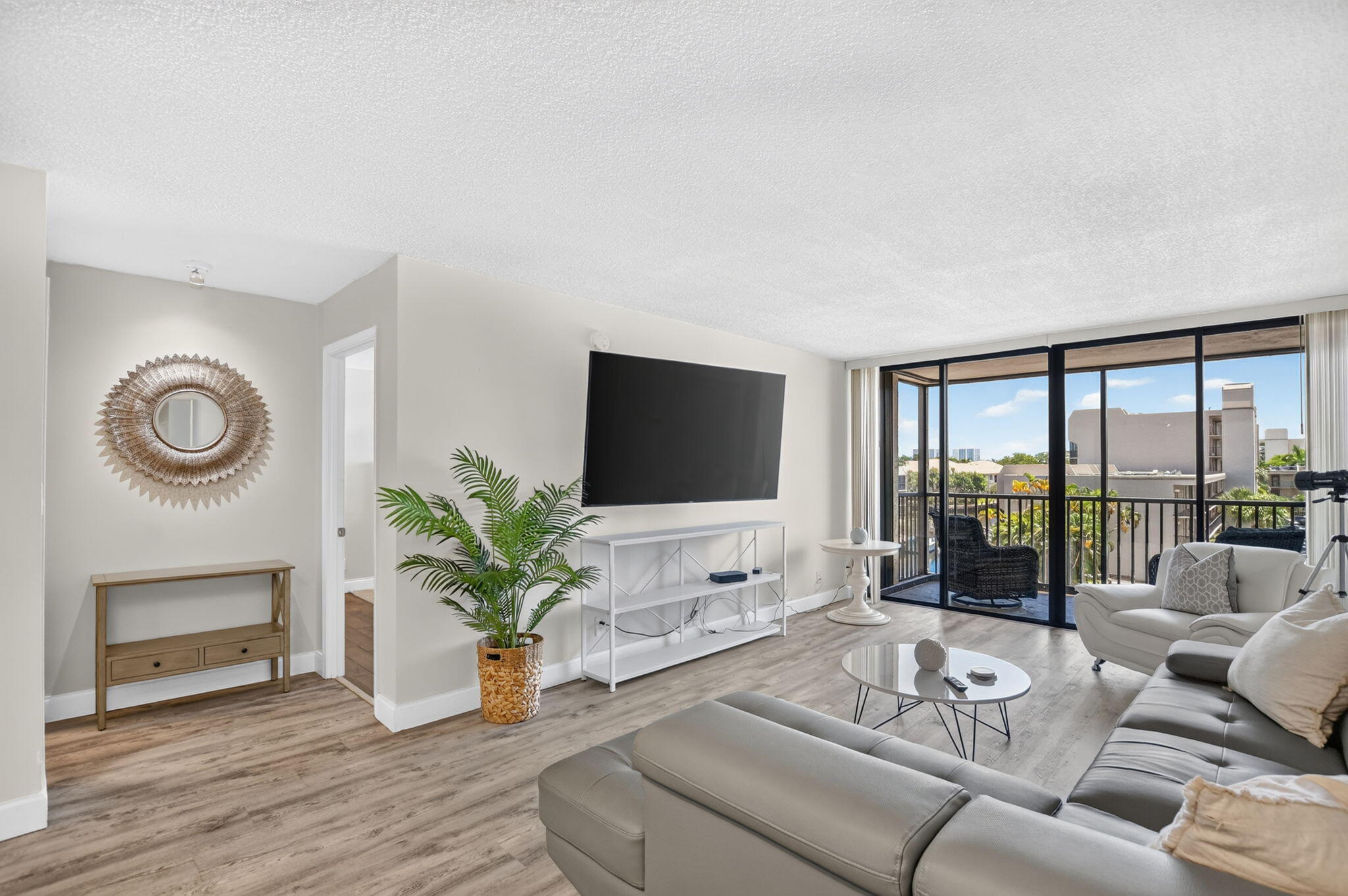 4 Royal Palm Way 403 — photo