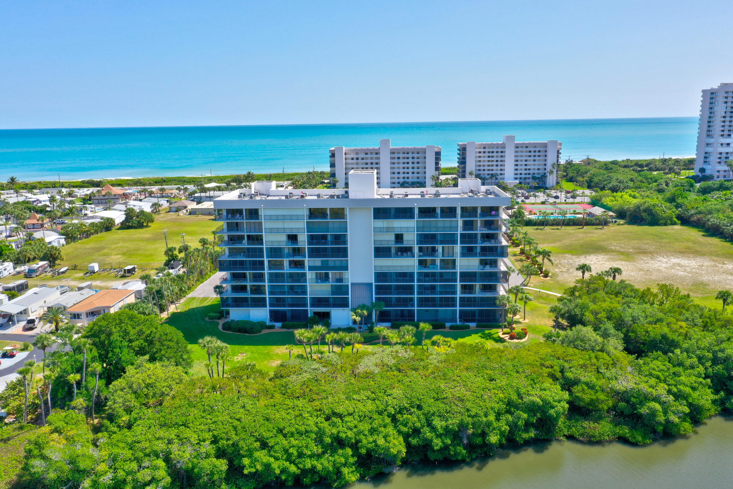 5059 N Highway a1a 206 — photo